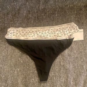 Brand New Calvin Klein Underwear 2 Thongs
